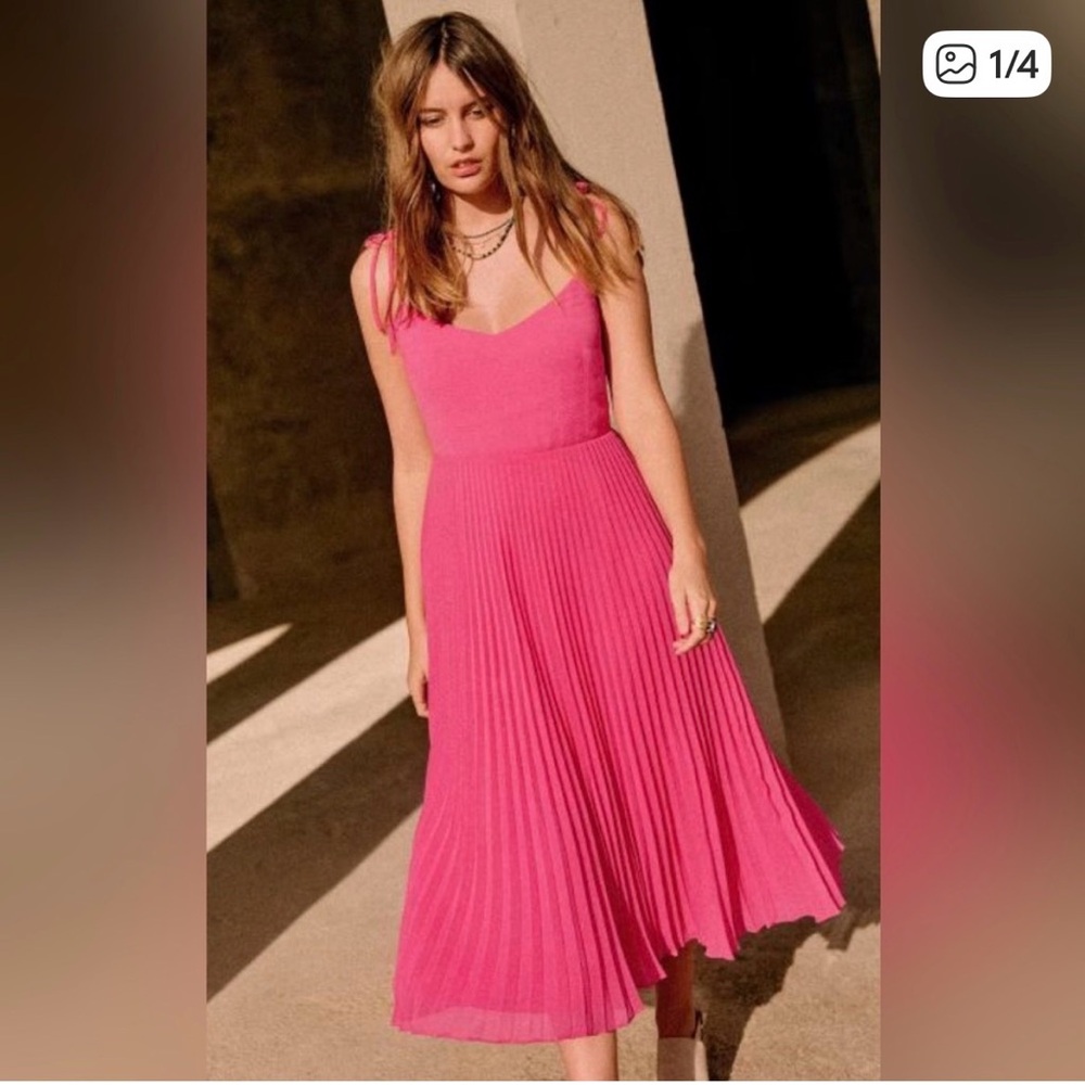 Sezane Nissa Pink Midi Dress Size 44 US 12 Pleated Accordion Adjustable Straps